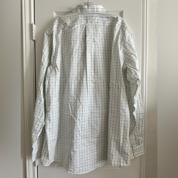Eddie Bauer Men's White Checked Wrinkle Free Relaxed Fit Button Down Shirt, TXL - Picture 2 of 10